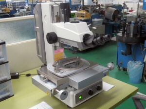 ニコン測定顕微鏡